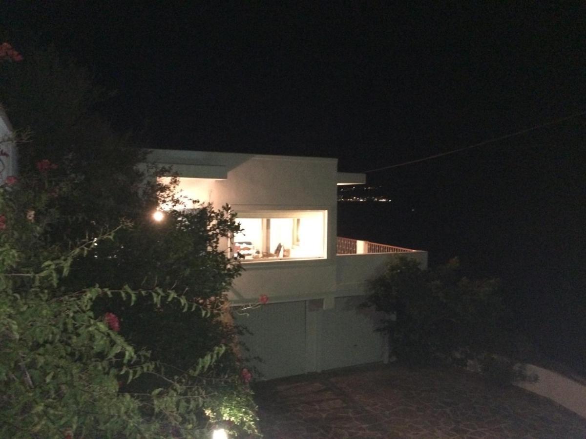 Mirabello Sea House Agios Nikolaos Buitenkant foto